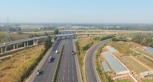 濟(jì)樂高速跨濟(jì)青立交